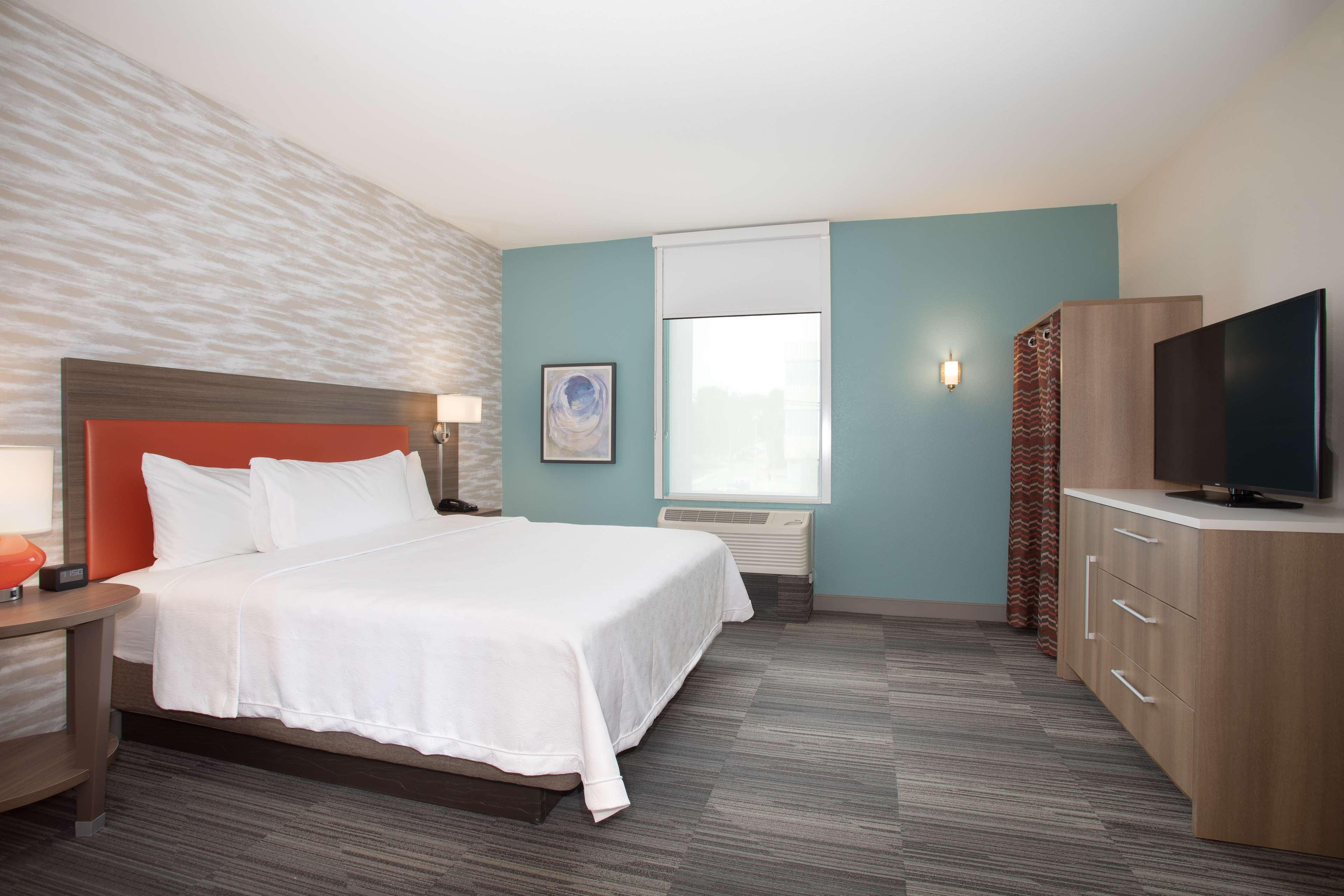 Home2 By Hilton Un Medical Ctr Area Omaha